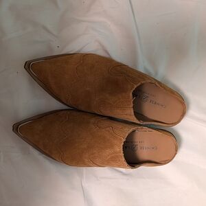 Chinese Laundry Western Tan Suede Pointed Toe Mule Sz 6.5